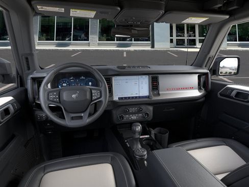 New 2026 Ford Bronco Outer Banks AWD/4WD image 9