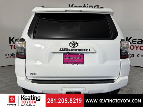 Used 2023 Toyota 4Runner SR5 Premium image 5