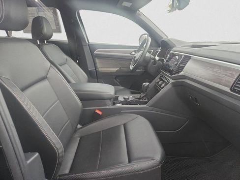 Used 2023 Volkswagen Atlas Cross Sport SE image 22