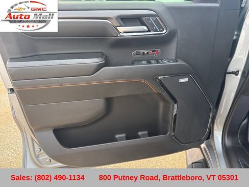 Used 2024 GMC Sierra 1500 AT4 w/ Technology Package AWD/4WD image 12