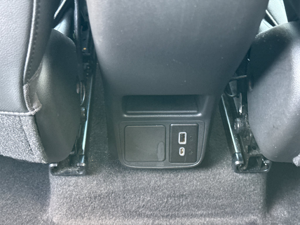 Certified 2024 Buick Encore GX Preferred FWD image 28