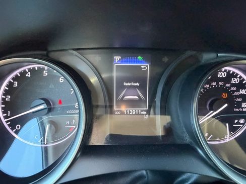 Used 2021 Toyota Camry SE FWD image 15