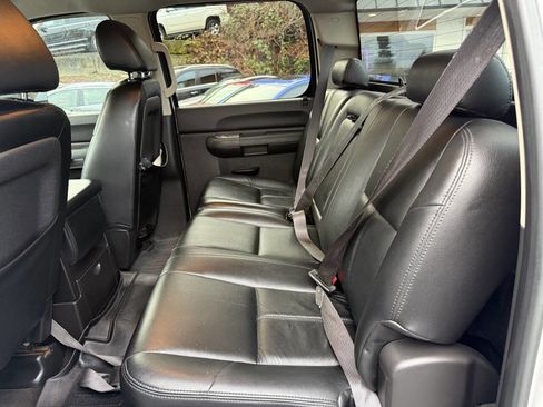 Used 2008 GMC Sierra 2500 SLE w/ Z71 Off-Road Package image 20