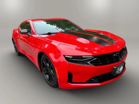 Used 2022 Chevrolet Camaro LS RWD image 2