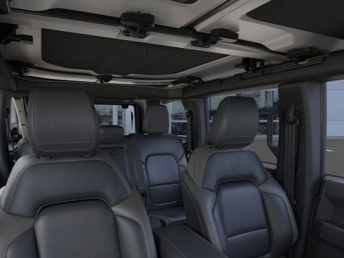 New 2026 Ford Bronco Outer Banks AWD/4WD image 12