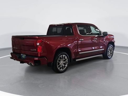 Used 2026 Chevrolet Silverado 1500 High Country AWD/4WD image 3