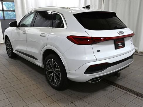 Used 2025 Audi Q5 Premium Plus w/ Premium Plus AWD/4WD image 11