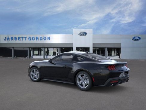 Used 2026 Ford Mustang Coupe RWD image 4