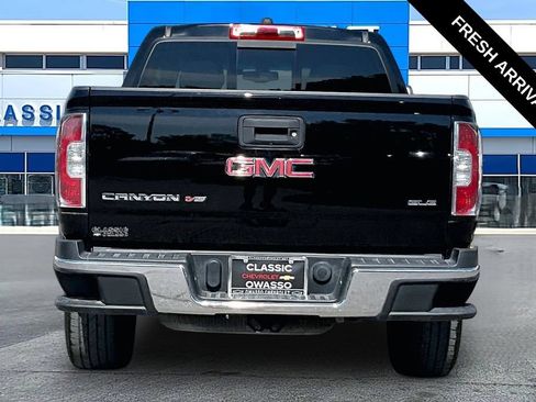 Used 2020 GMC Canyon SLE w/ Elevation Edition AWD/4WD image 4