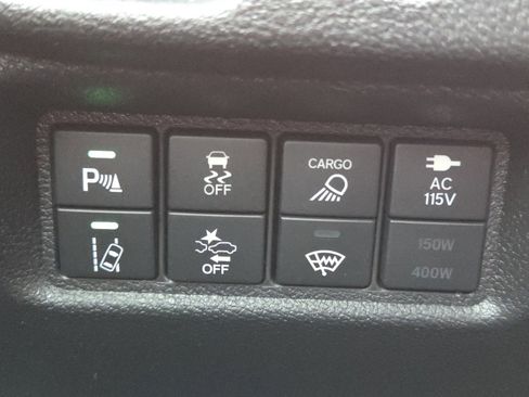 New 2026 Honda Ridgeline Black Edition image 9