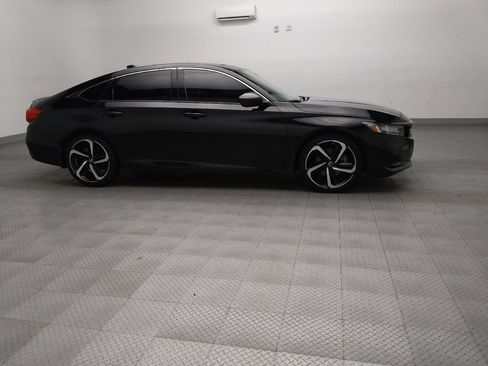 Used 2021 Honda Accord Sport image 11