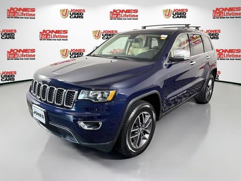 Used 2018 Jeep Grand Cherokee Limited AWD/4WD image 15