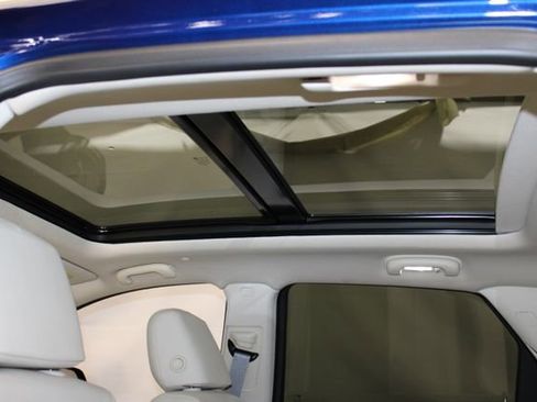 New 2026 Cadillac XT5 Premium Luxury FWD image 9