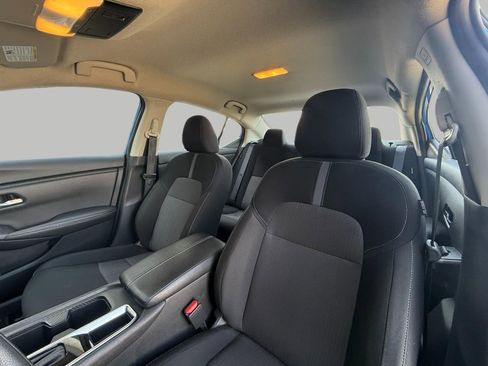 Used 2025 Nissan Sentra SV FWD image 38