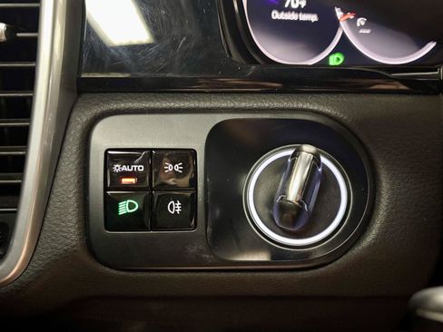 Used 2019 Porsche Cayenne AWD/4WD image 25