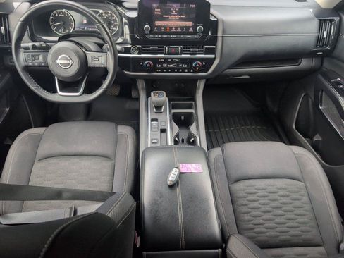Used 2022 Nissan Pathfinder SV FWD image 34