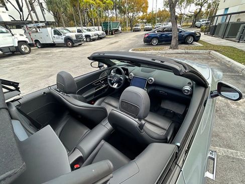 Used 2022 Mercedes-Benz SL 55 AMG 4MATIC image 36