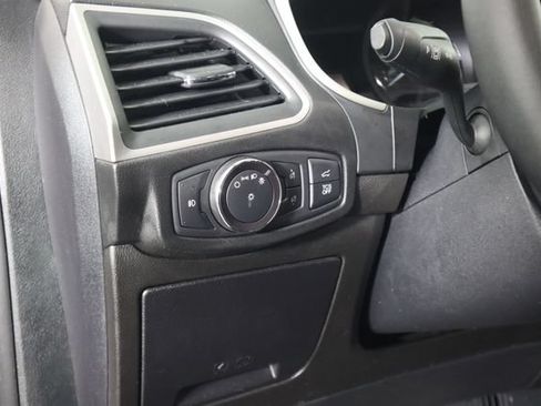 Used 2020 Ford Edge SEL w/ Convenience Package AWD/4WD image 33