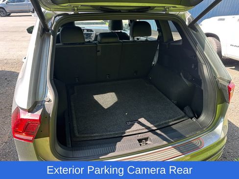 Used 2022 Volkswagen Tiguan SE R-Line AWD/4WD image 6