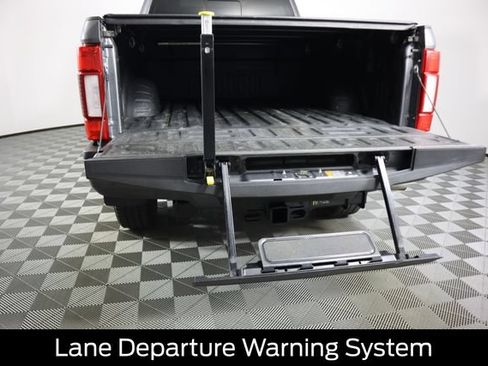 Used 2022 Ford F350 Lariat w/ Tremor Off-Road Package AWD/4WD image 38