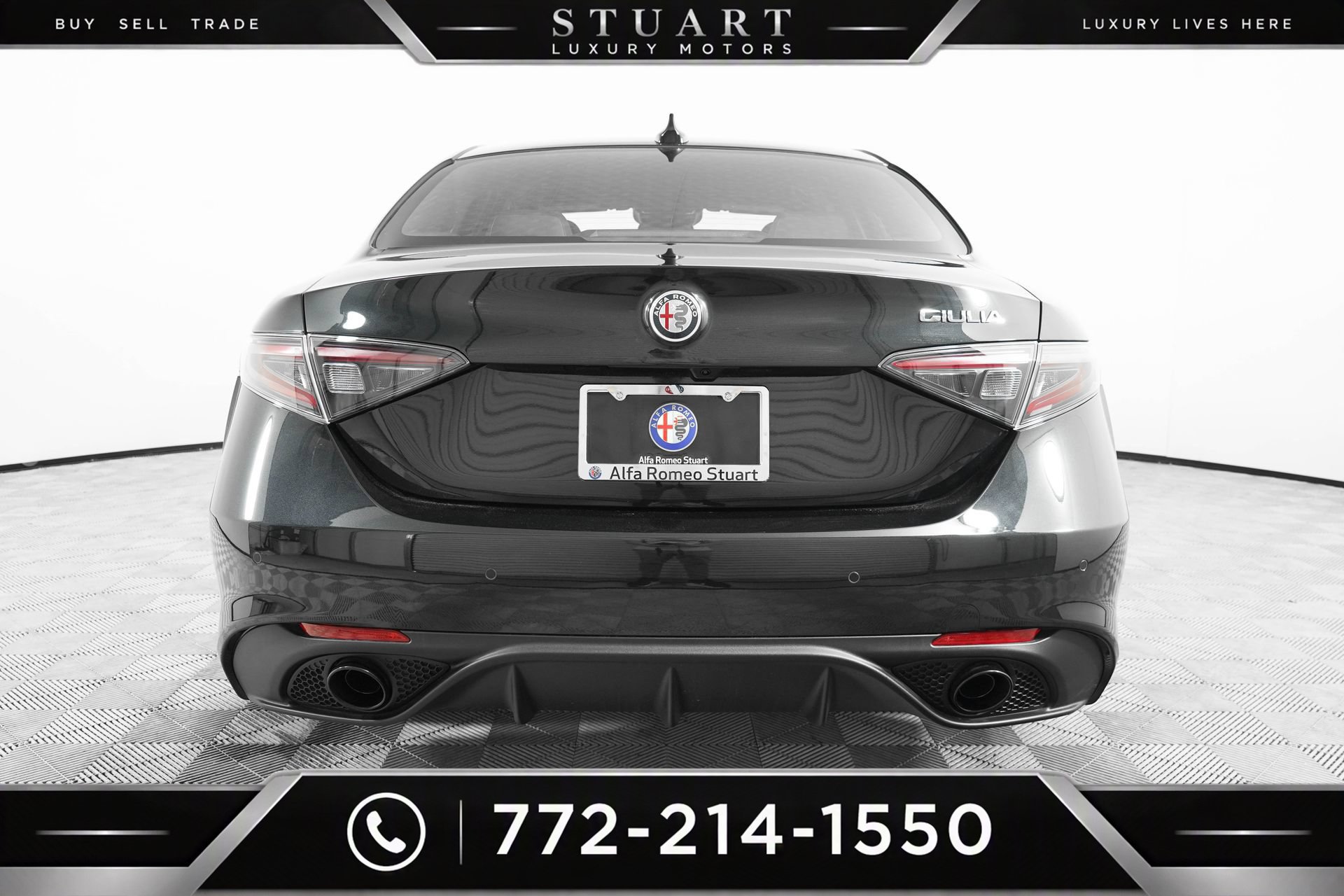 Used 2025 Alfa Romeo Giulia w/ Driving Assist Package RWD image 6