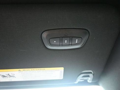 Used 2022 RAM 1500 Limited w/ Body-Colour Bumper Group AWD/4WD image 31
