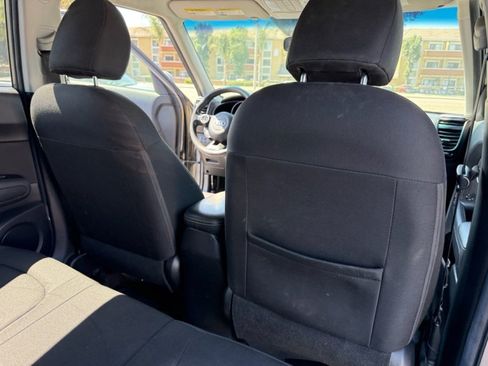 Used 2016 Kia Soul + FWD image 22