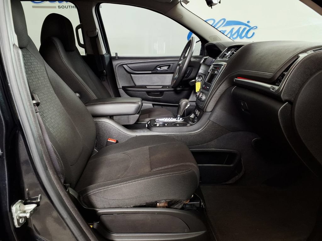 Used 2015 GMC Acadia SLE FWD image 13