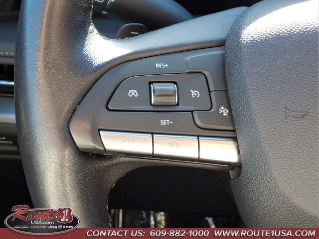 Used 2025 Cadillac XT4 Premium Luxury AWD/4WD image 15