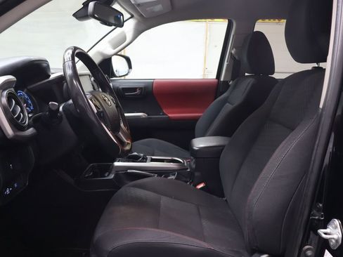 Used 2023 Toyota Tacoma SR5 image 17