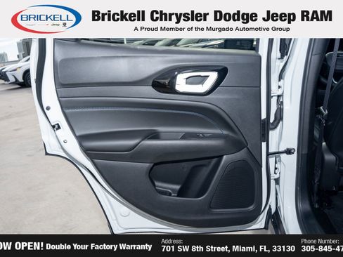 New 2026 Jeep Compass Latitude image 11