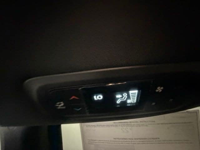 New 2027 Chrysler Pacifica Select FWD image 24
