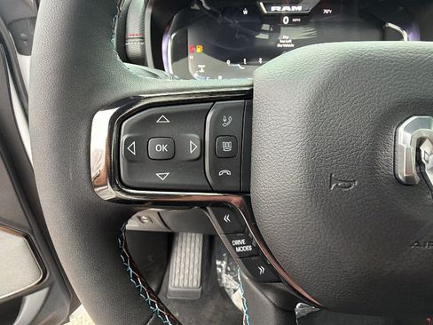 New 2026 RAM 1500 Laramie AWD/4WD image 24