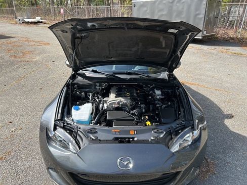 Used 2019 MAZDA MX-5 Miata RF Grand Touring RWD image 13