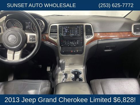 Used 2013 Jeep Grand Cherokee Limited w/ Trailer Tow Group image 25