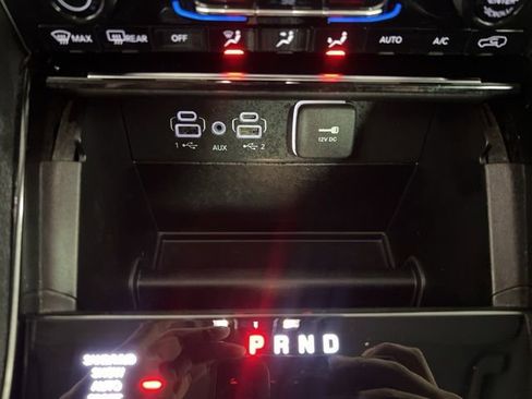 Certified 2023 Jeep Grand Cherokee Limited w/ Black Appearance Package image 26