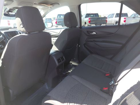 Used 2024 Chevrolet Equinox LT AWD/4WD image 24