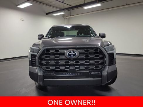 Used 2022 Toyota Tundra Platinum w/ Advanced Package AWD/4WD image 3