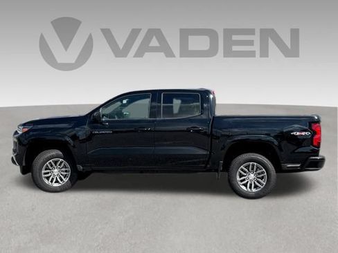 Used 2024 Chevrolet Colorado LT w/ LT Convenience Package II AWD/4WD image 26