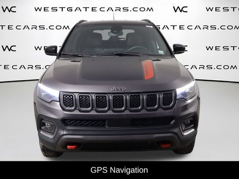 Used 2023 Jeep Compass Trailhawk w/ Trailhawk Elite Group AWD/4WD image 2