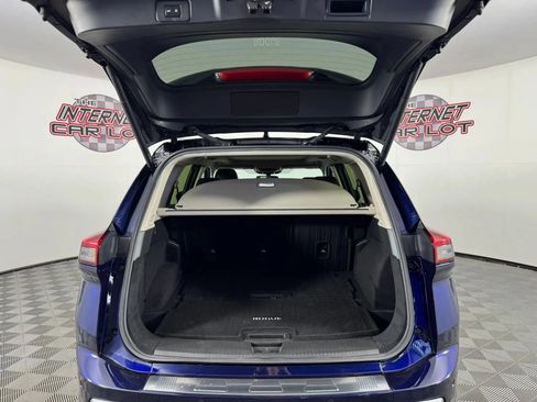 Used 2024 Nissan Rogue SL w/ SL Premium Package FWD image 31