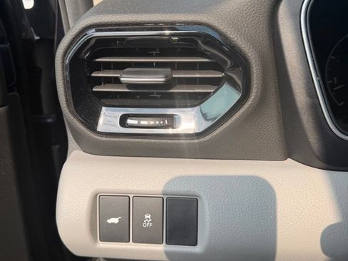 Used 2025 Honda Pilot EX-L image 13