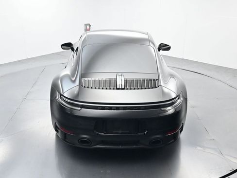 Certified 2024 Porsche 911 Carrera T RWD image 37