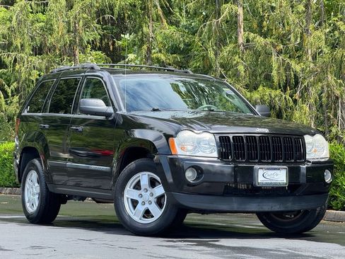Used 2007 Jeep Grand Cherokee Laredo RWD image 29