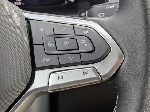 New 2026 Volkswagen Atlas Cross Sport SE image 19