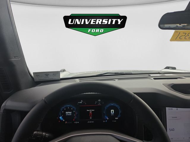New 2026 Ford Bronco Badlands w/ Black Appearance Package AWD/4WD image 10