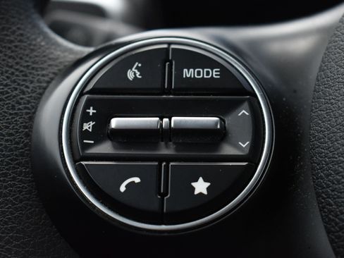 Used 2023 Kia Soul LX FWD image 17