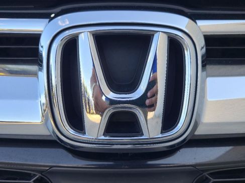 Used 2019 Honda CR-V EX image 9