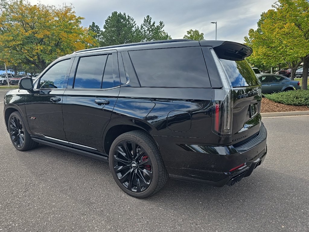 Used 2025 Cadillac Escalade V w/ LPO, ONYX Package AWD/4WD image 3