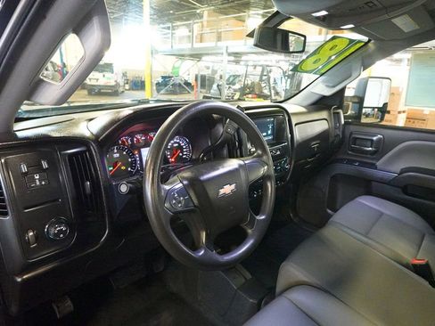 Used 2018 Chevrolet Silverado 3500 W/T w/ WT Convenience Package image 12
